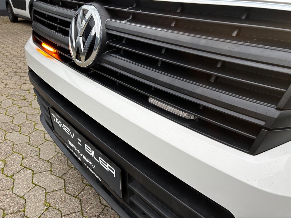 VW Crafter 35 2,0 TDi 177 Kassevogn L3H2 aut.