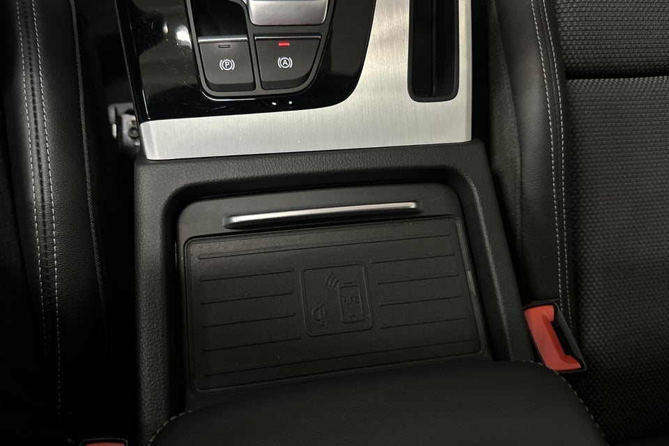 Audi Q5 40 TDi S-line Midnight Edition quattro S-tr. 5d