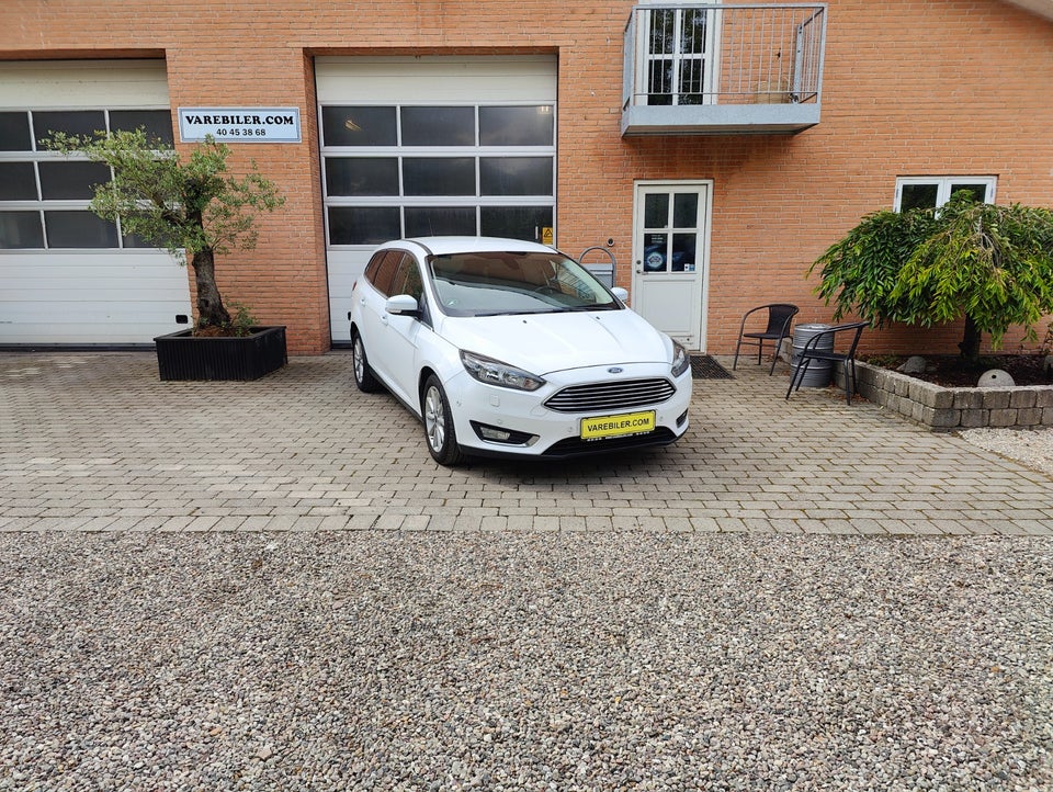 Ford Focus 1,5 TDCi 120 Titanium stc. Van 5d