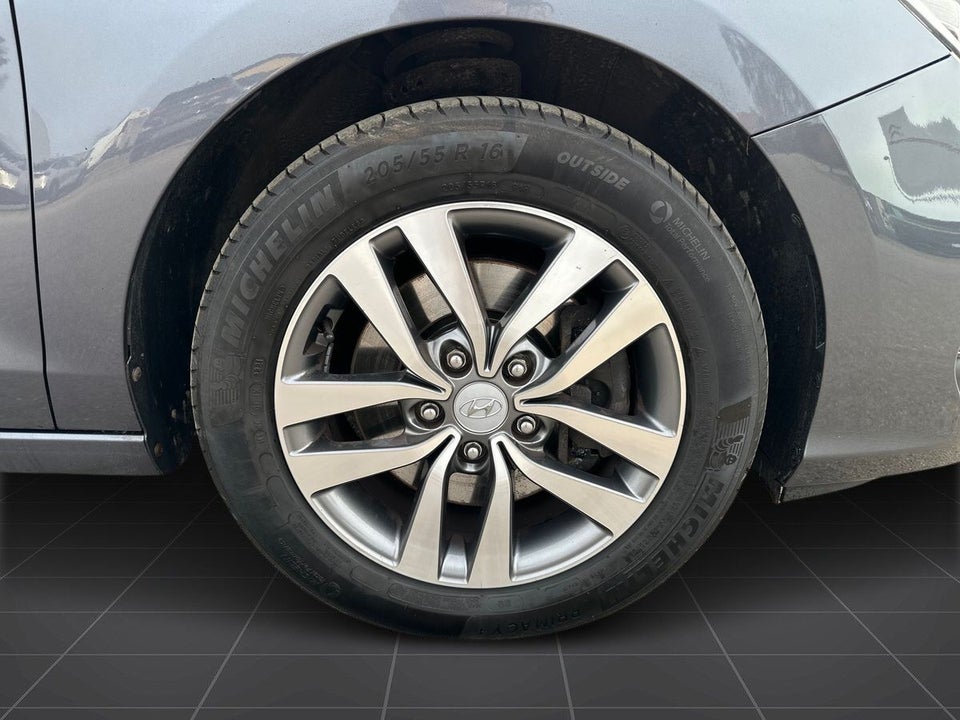 Hyundai i30 1,0 T-GDi Trend stc. 5d