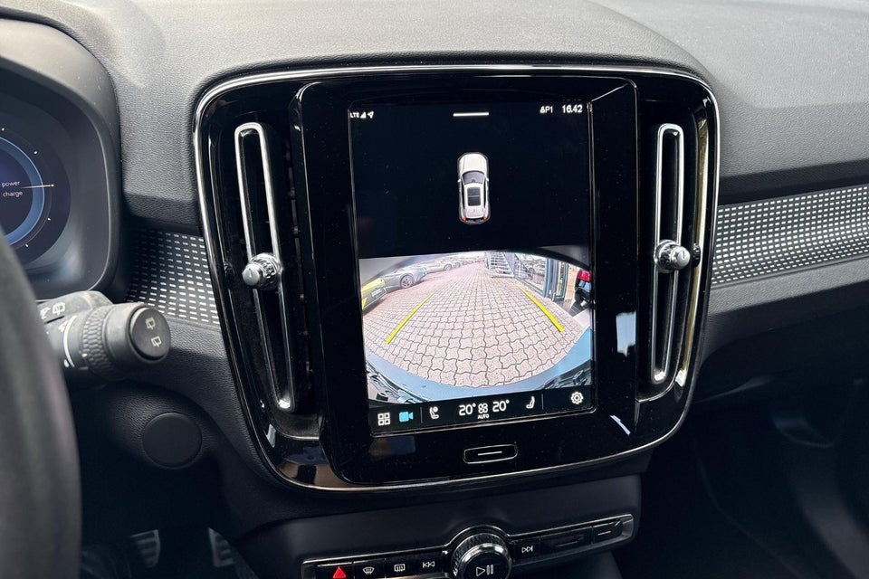 Volvo XC40 P6 ReCharge Core 5d