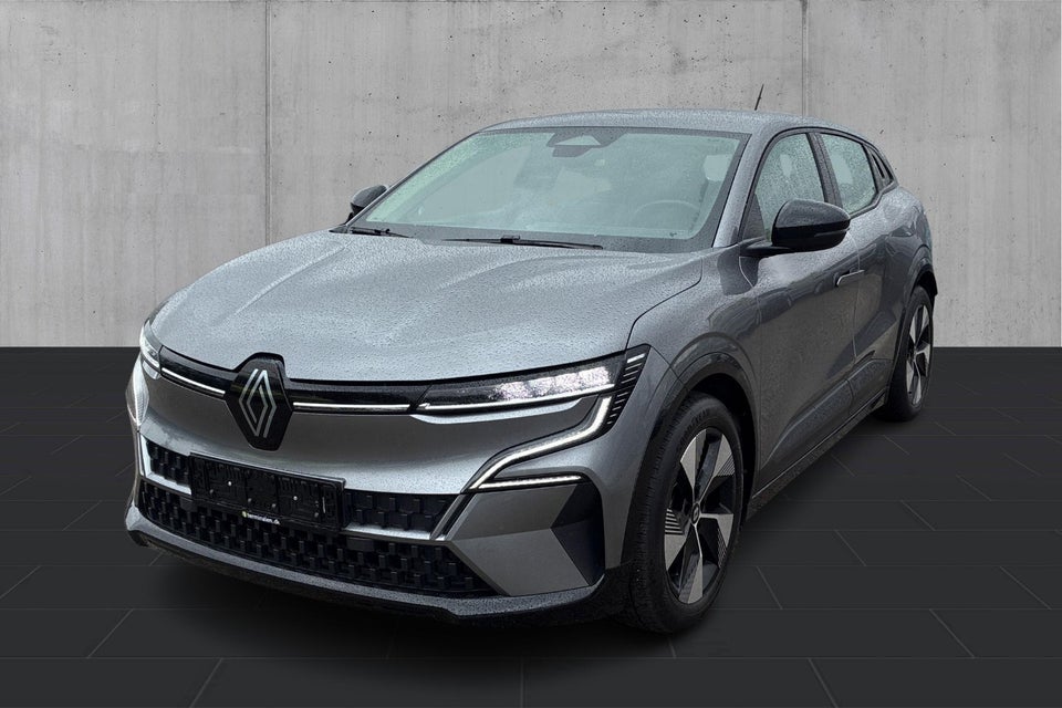 Renault Megane E-Tech 40 Equilibre 5d