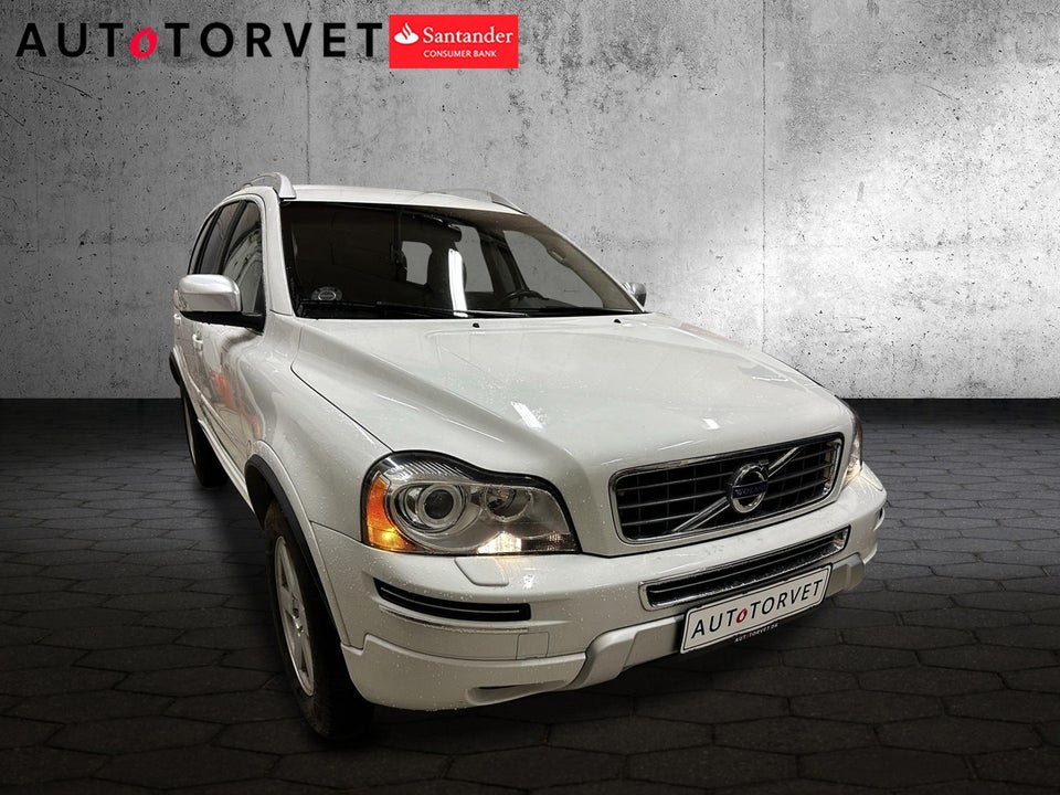 Volvo XC90 2,4 D5 200 Momentum aut. AWD Van 5d