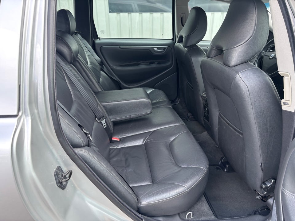 Volvo V70 2,4 140 Classic 5d