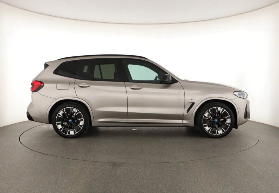 BMW iX3 Charged Plus M-Sport 5d