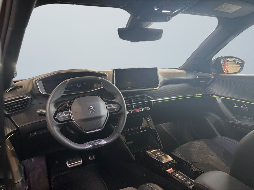 Peugeot e-2008 50 GT 5d