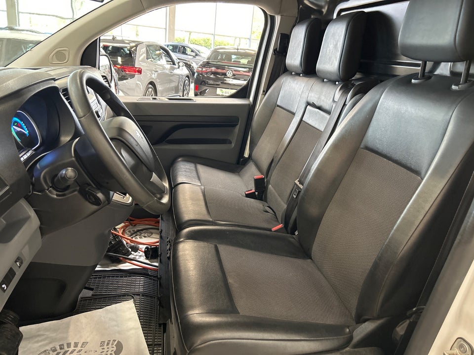 Peugeot e-Expert 50 L2 Plus Van