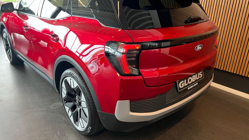 Ford Explorer 79 Premium Extended Range AWD 5d