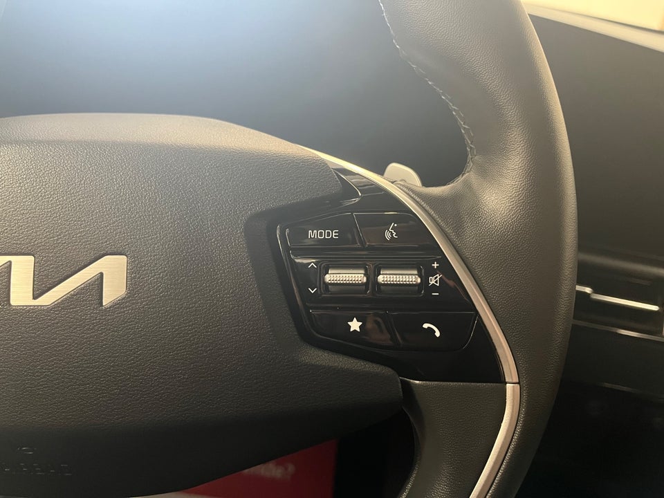 Kia Niro 64 EV Prestige 5d