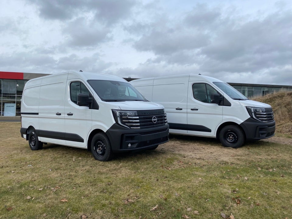 Nissan Interstar 2,0 dCi 150 L2H2 N-Connecta aut. Van