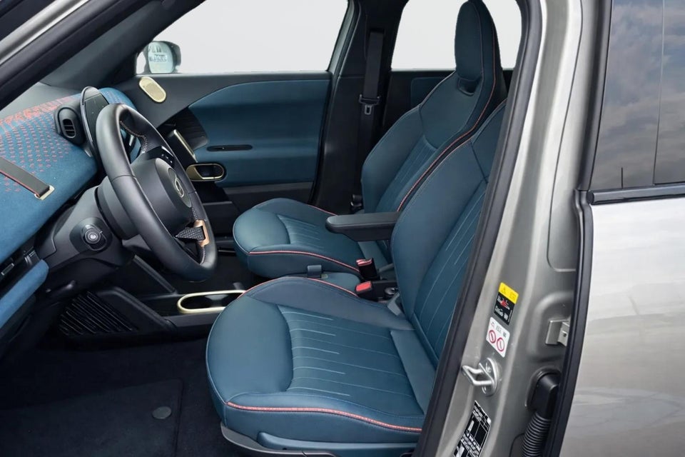 MINI Aceman E Favoured Trim L 5d