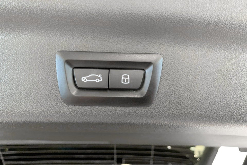 BMW iX1 eDrive20 M-Sport 5d