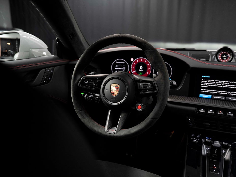 Porsche 911 Carrera 4 GTS 3,6 Coupé PDK 2d