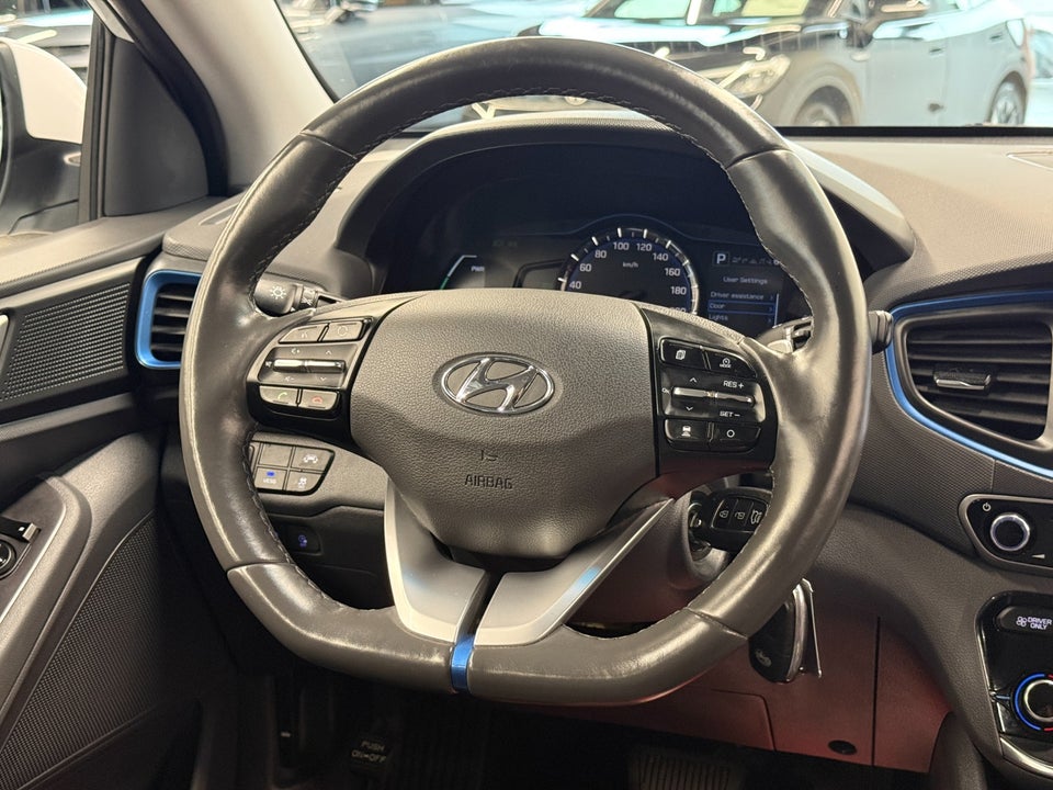 Hyundai Ioniq 1,6 PHEV Premium DCT 5d