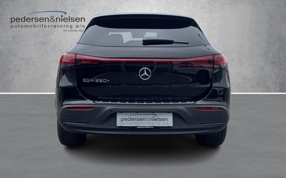 Mercedes EQA250+ 5d