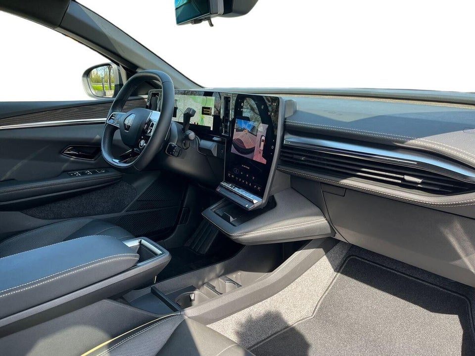 Renault Megane E-Tech 60 Iconic 5d