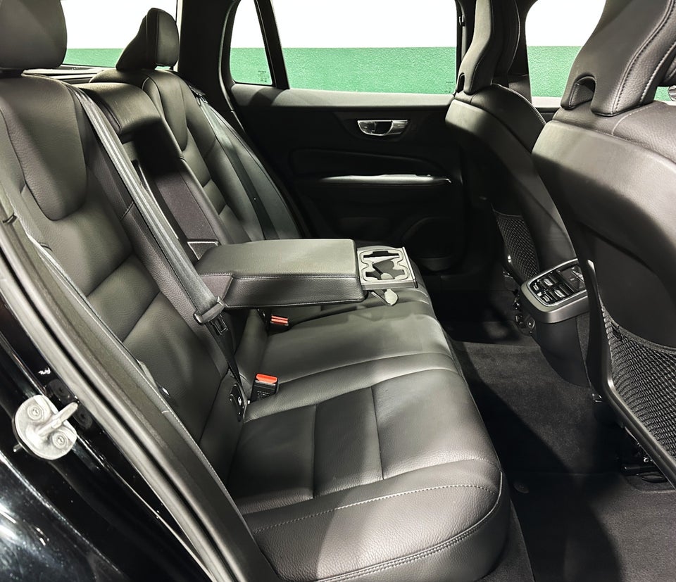 Volvo V60 2,0 B4 197 Plus Bright aut. 5d