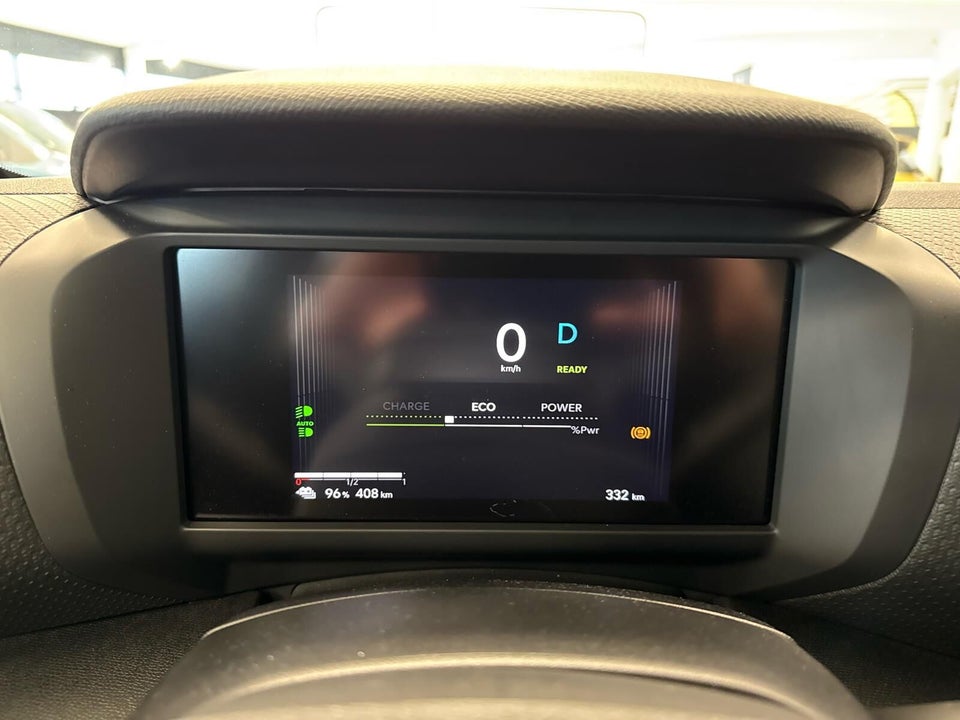 Citroën ë-C4 X 54 Shine 4d