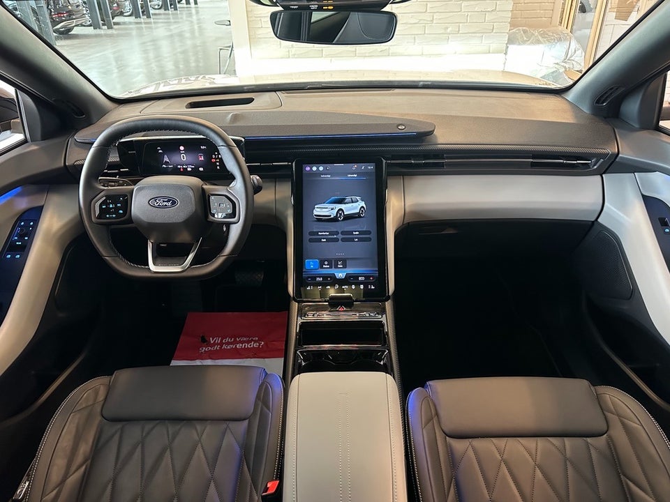 Ford Explorer 77 Premium Extended Range 5d