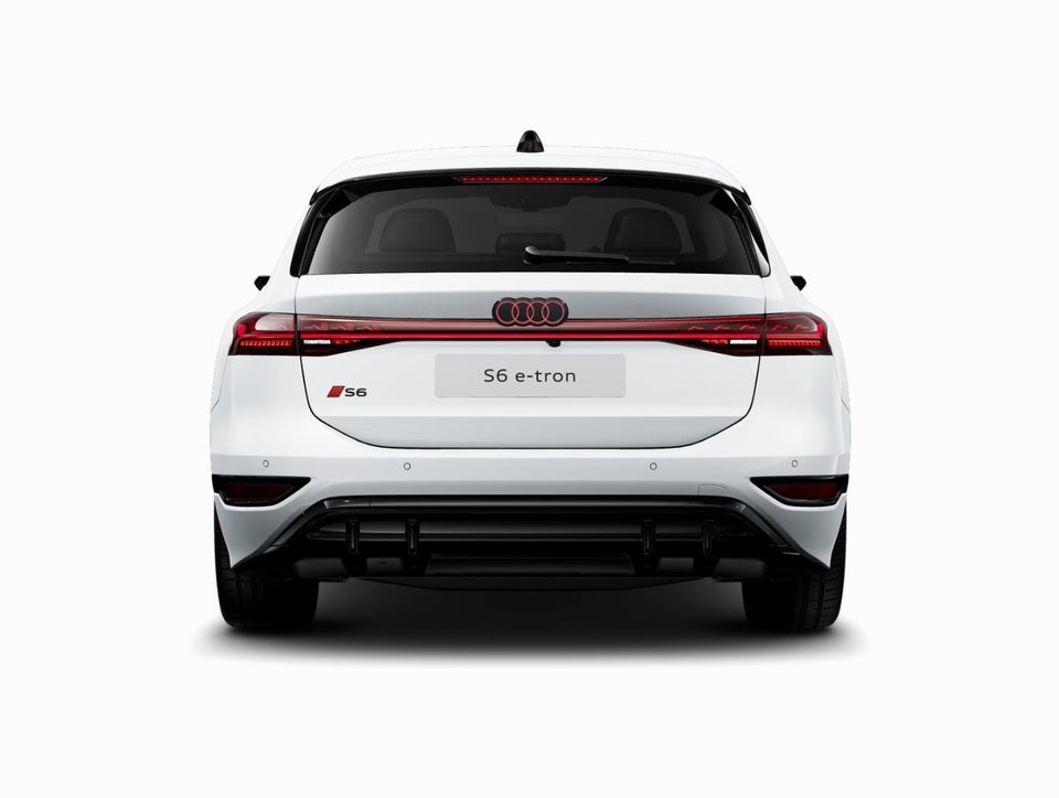 Audi S6 e-tron Avant quattro 5d