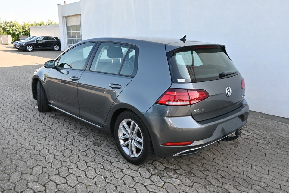 VW Golf VII 1,5 TSi 130 Comfortline Connect DSG 5d