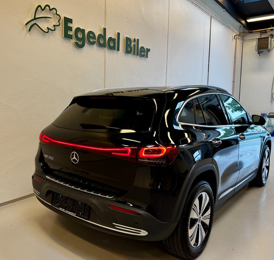 Mercedes EQA250 Progressive Advance 5d