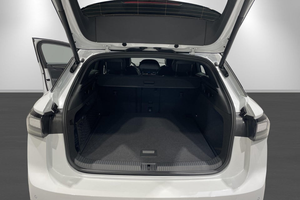 VW ID.7 77 Style+ Tourer 5d