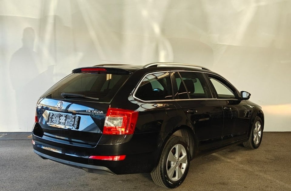 Skoda Octavia 1,4 TSi 140 Elegance Combi 5d
