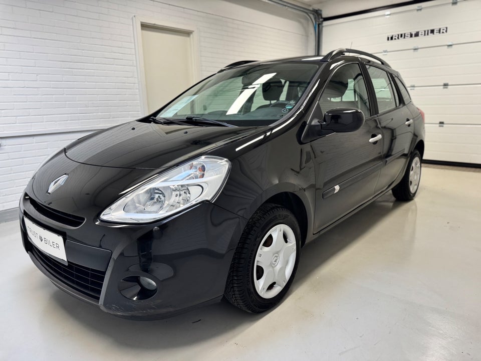 Renault Clio III 1,2 16V Authentique 5d