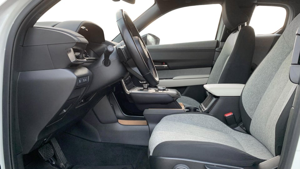 Mazda MX-30 e-SkyActiv Cosmo 5d