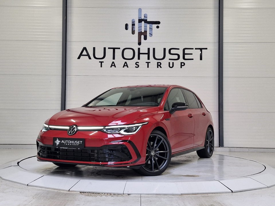 VW Golf VIII 2,0 TSi 190 R-line DSG 5d