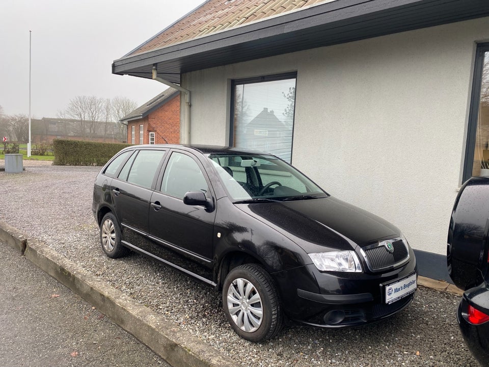 Skoda Fabia 1,4 16V 101 Comfort Combi 5d