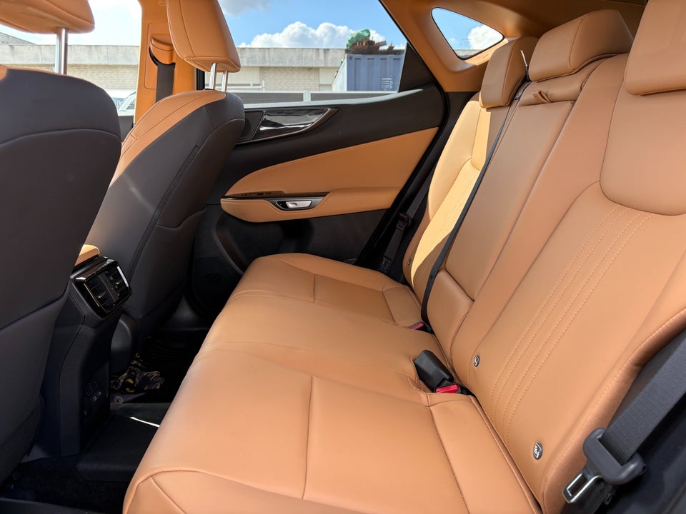 Lexus NX450h+ 2,5 Business+ aut. AWD 5d