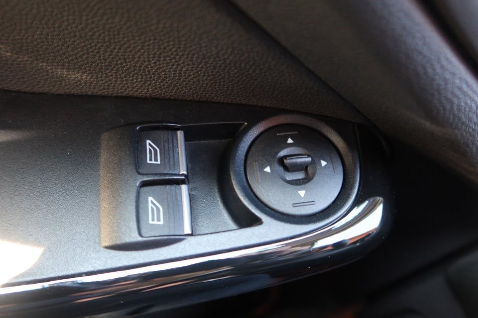 Ford Fiesta 1,0 EcoBoost Titanium 5d