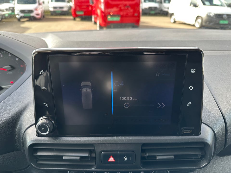 Peugeot Partner 1,5 BlueHDi 100 L2V2 Plus Van