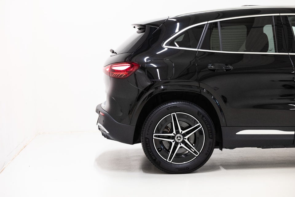 Mercedes EQA250+ AMG Advance 5d