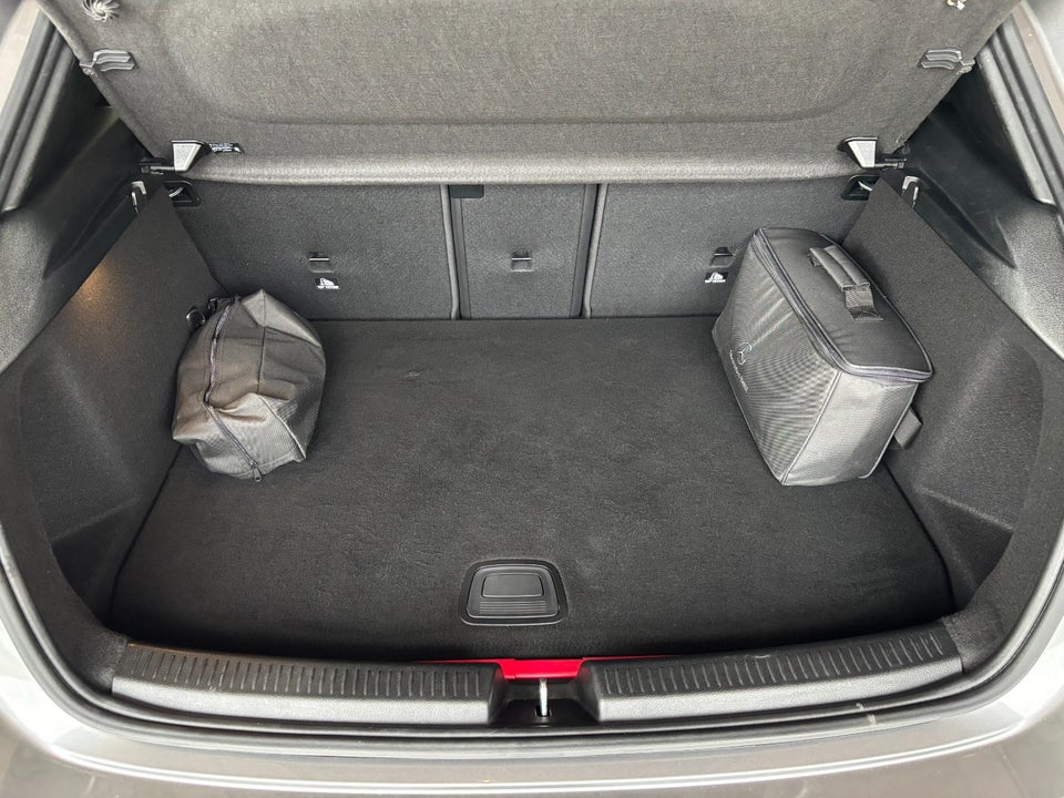 Mercedes A250 e 1,3 Progressive aut. 5d