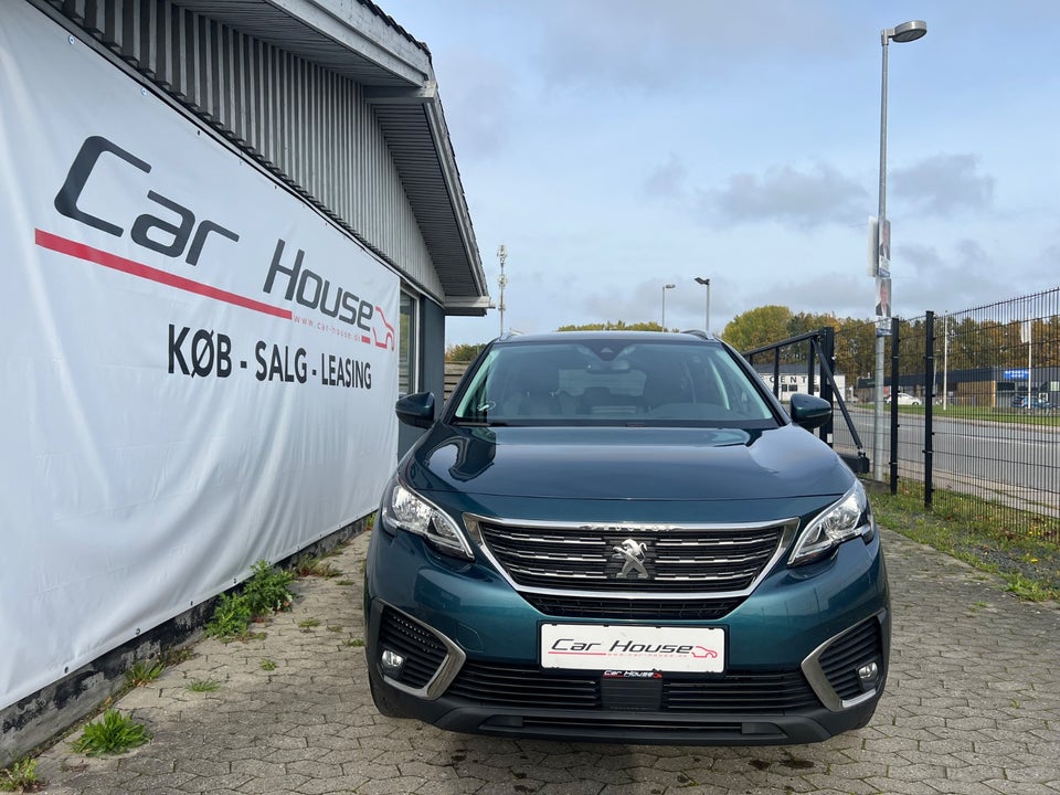 Peugeot 5008 1,2 PureTech 130 Allure 7prs 5d