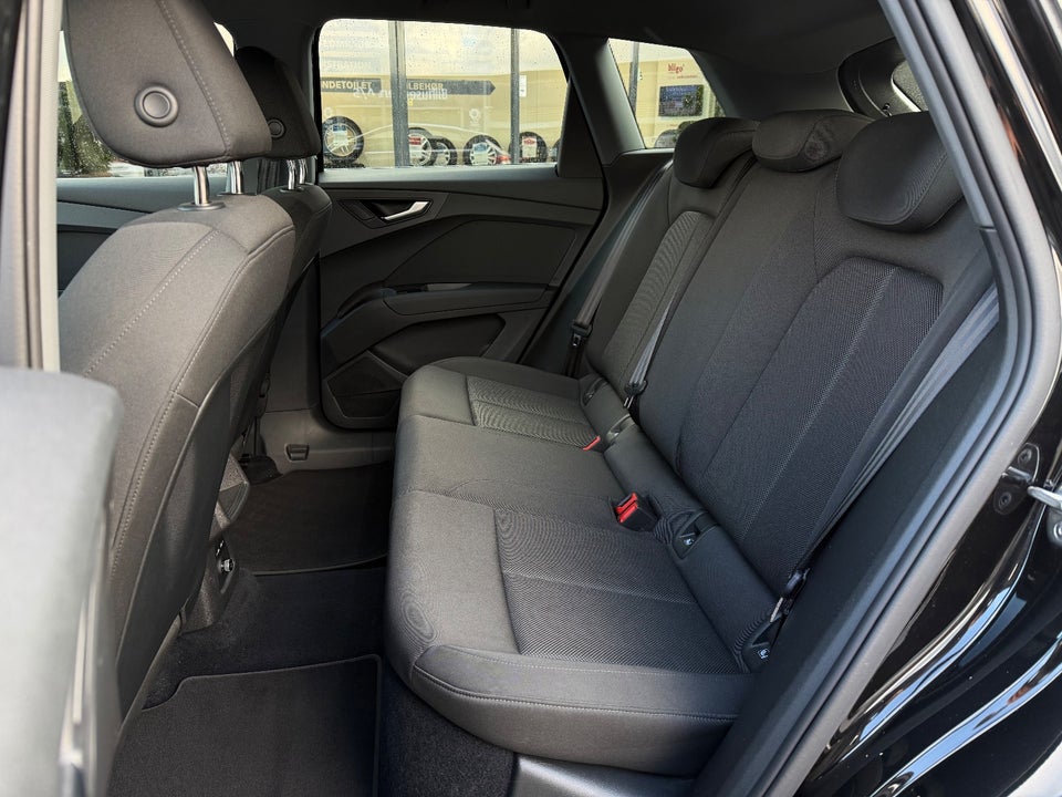 Audi Q4 e-tron 40 Proline 5d