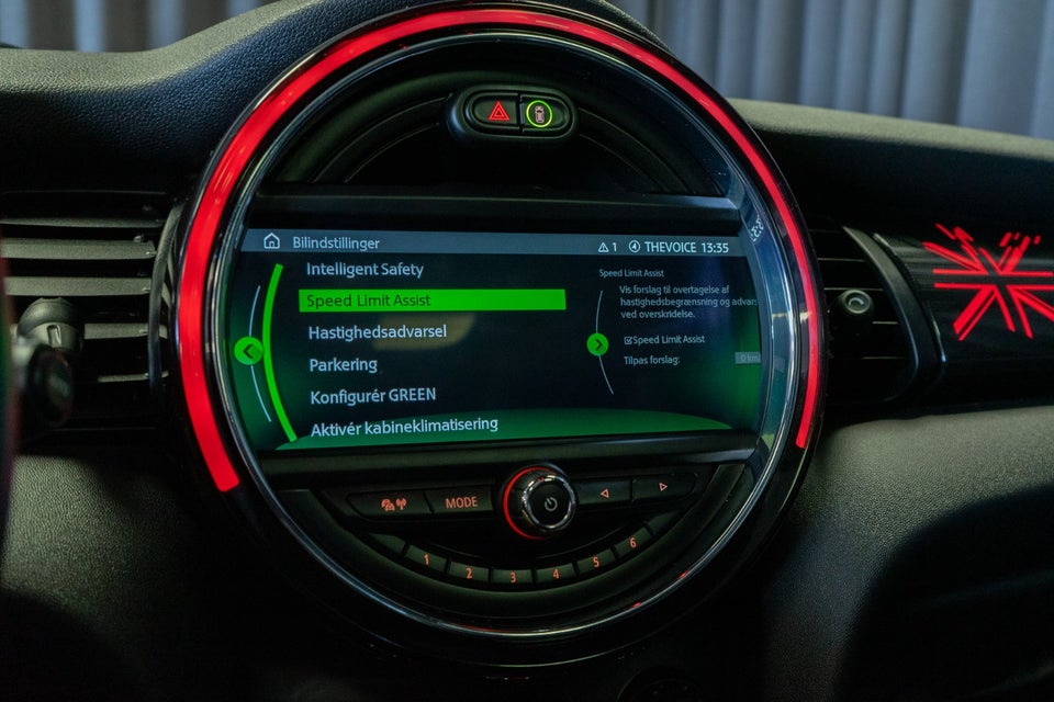 MINI Cooper SE Yours Trim 3d