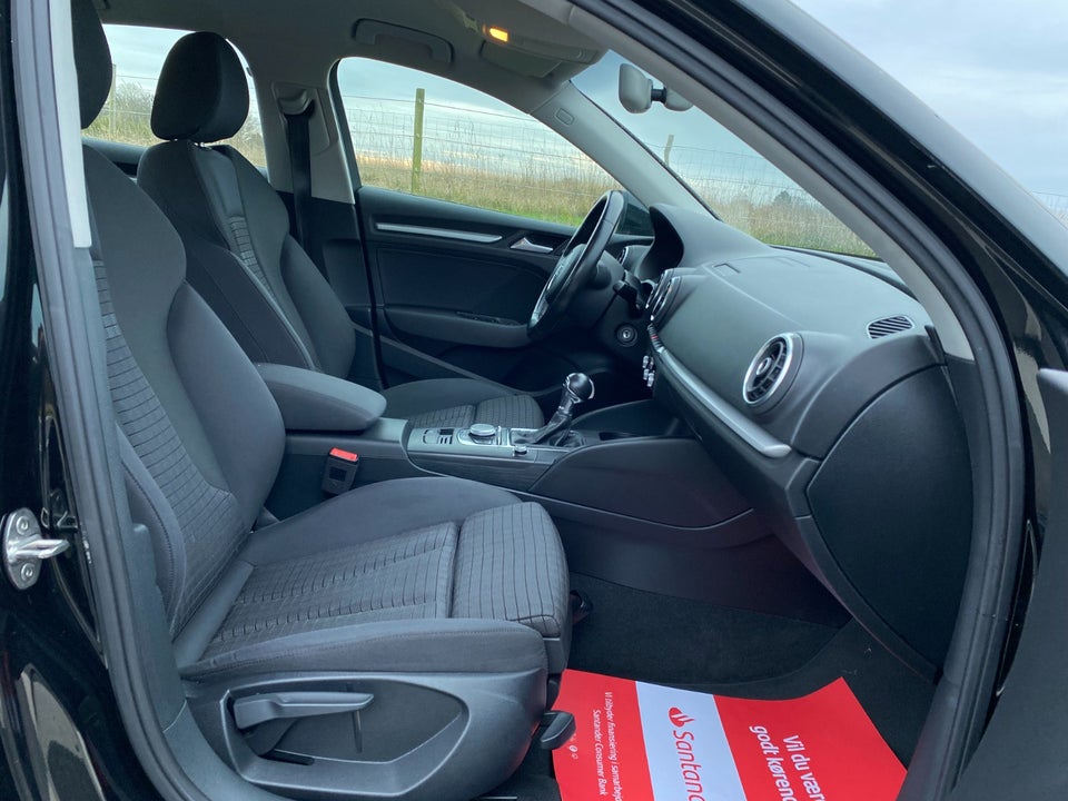Audi A3 2,0 TDi 150 Sport S-tr. 4d