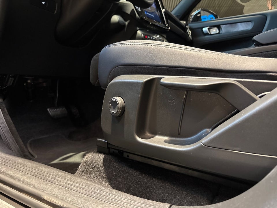 Volvo XC40 P6 ReCharge Plus 5d