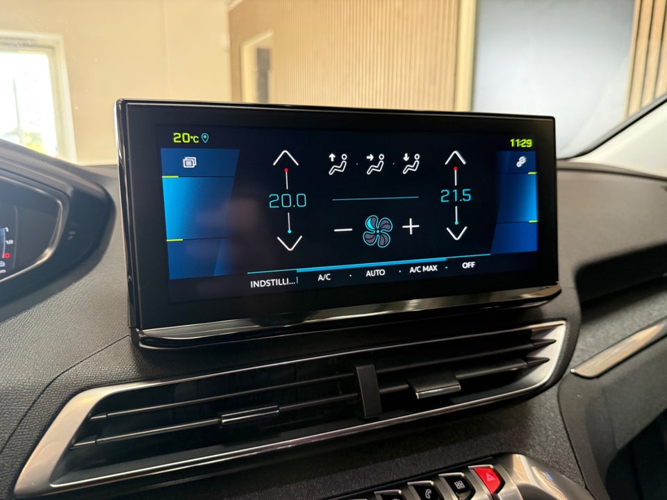 Peugeot 3008 1,6 Hybrid Allure EAT8 5d