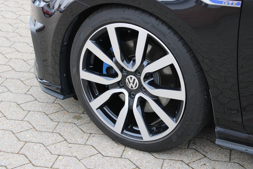 VW Golf VII 1,4 GTE DSG 5d