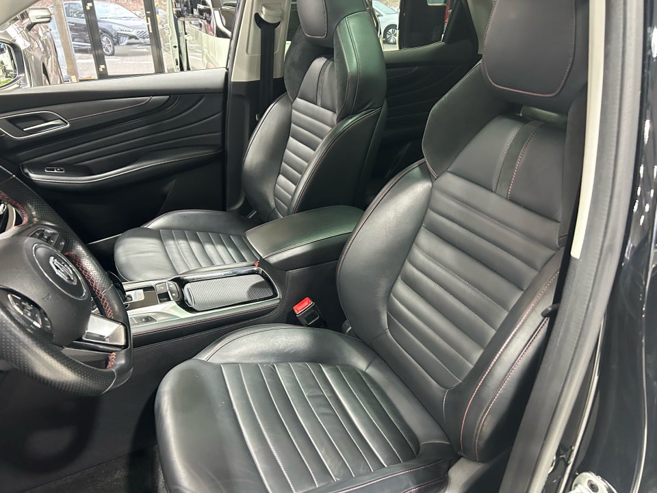 MG EHS 1,5 PHEV Luxury 5d