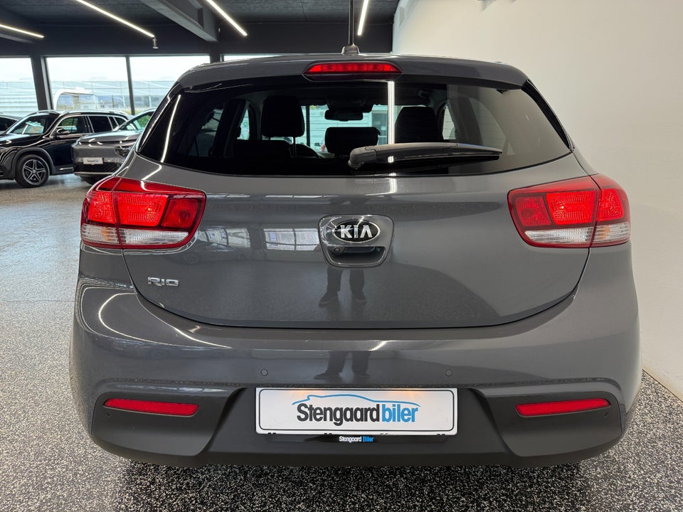 Kia Rio 1,25 MPi Prestige 5d