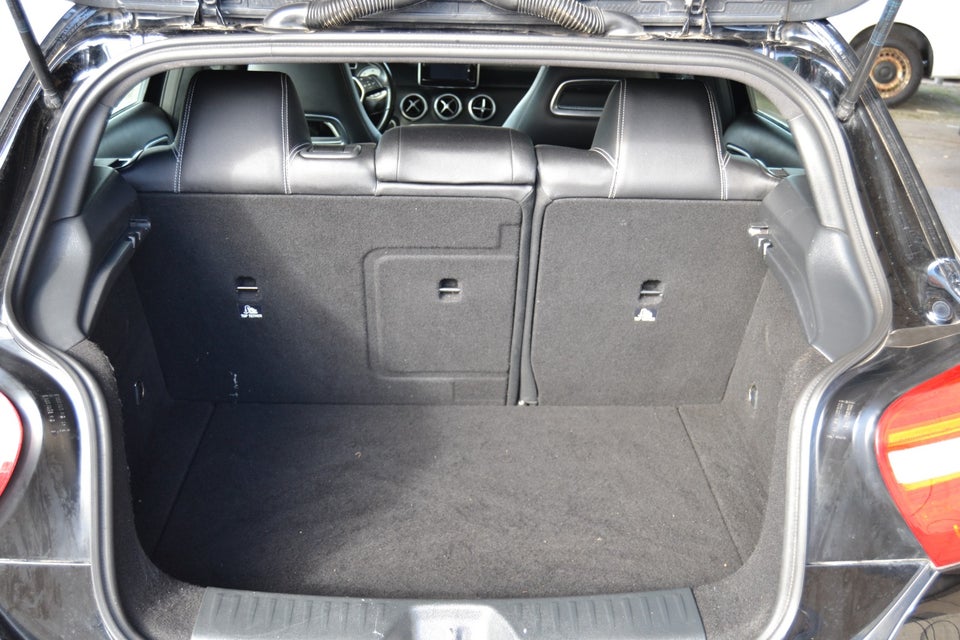 Mercedes A180 1,5 CDi Urban Business 5d