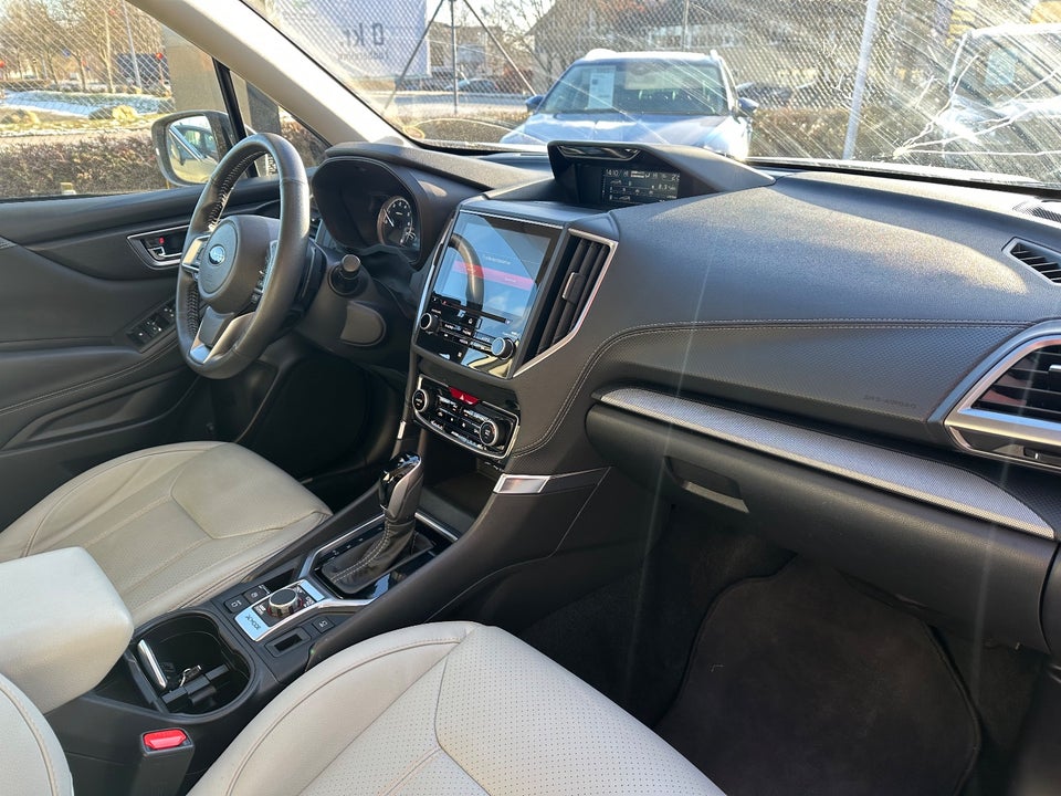 Subaru Forester 2,0 e-Boxer Ridge L-tr. 5d