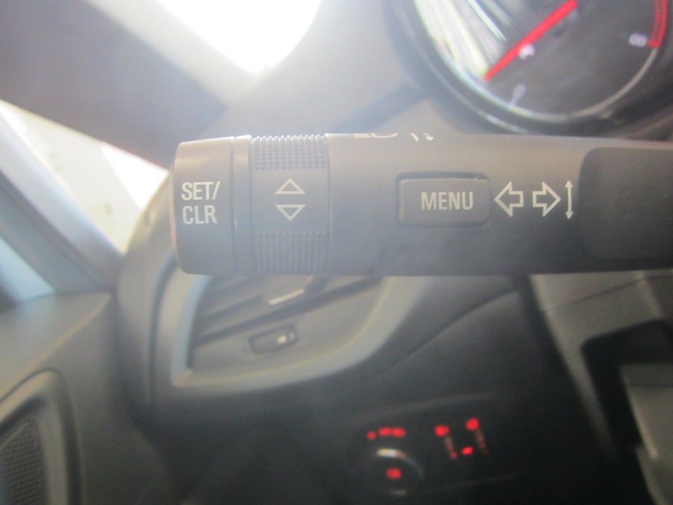 Opel Corsa 1,4 16V Enjoy 5d