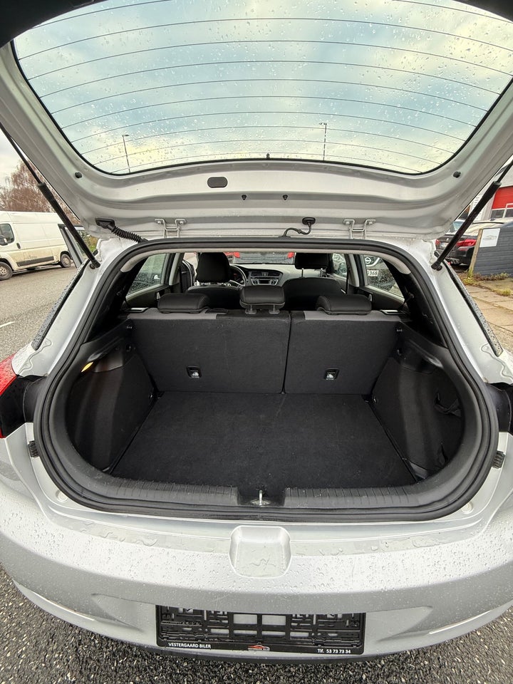 Hyundai i20 1,0 T-GDi Life 5d